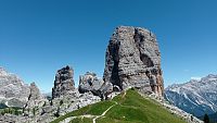 Cinque Torri (2361 m).