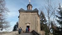Kaple Panny Marie Sněžné v Broumovských stěnách.