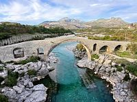 Kamenný Mesi Bridge.