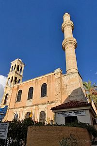 Kostel Agios Nikolaos.