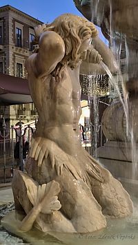 Fontana dei Sette Canali.