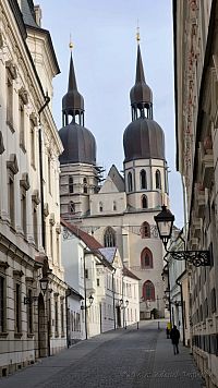 Bazilika sv. Mikuláše.