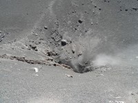 Pohled do bočního kráteru