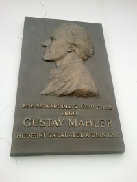 Pamětní deska G. Mahlera.