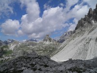 pohled k Rifugio Locatelli.