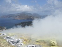 pohled z kráteru na Porto Vulcano.