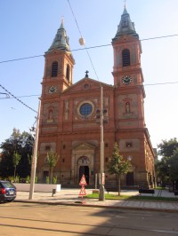 Kostel sv. Václava na náměstí 14. října v Praze na Smíchově