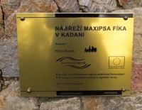Nábřeží Maxipsa Fíka v Kadani - informační deska