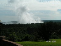 Mlha vodopádů, pohle z Vikctoia Hotelu. Zimbabwe.