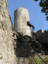 Frýdštejn, hradní věž