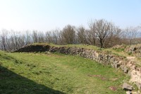 Kumburk, vnější hradby na severní straně