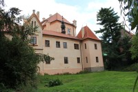 Vrchotovy Janovice, zámek pohled od západu