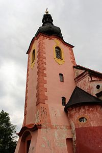 Věž strašínského kostela