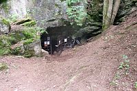 Strašínská jeskyně, vstupní otvor