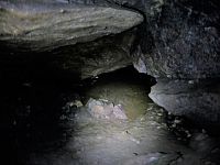 Strašínská jeskyně, jezírko