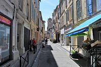 Arles, ulice v severní části města