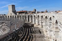 Arles, horní chodba arény