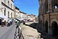 Arles, Rond - Pont des Arenes