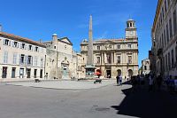 Arles, Náměstí republiky