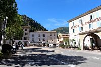 Castellane, město v údolí Verdonu.