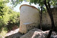 Castellane, městské hradby