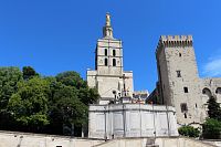 Basilika a věž zvonice