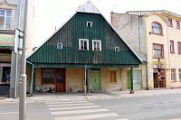 Vrchlabí, starý dům v Krkonošské ulici