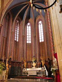 Hlavní oltář katedrály