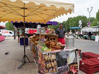 Stánky na Cours Mirabeau