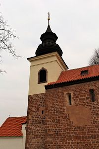 Rovná, věž kostela