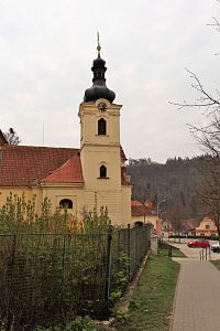 Chocerady, věž kostela
