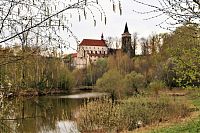Město a klášter Sázava.
