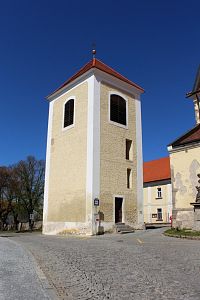 Horní zvonice u kostela sv. Mikuláše