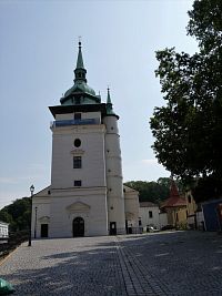 Věž kostela sv. Jana Křtitele