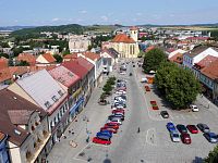 Boskovice, pohled z radniční věže na náměstí