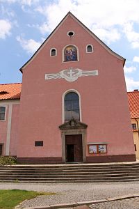 Západní průčelí kostela sv. Felixe