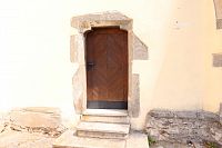 Druhé vstupní dveře kostela