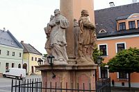 Sochy sv. Rocha a sv. Františka Xaverského