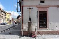 Křížek v ulici T. G. Masaryka