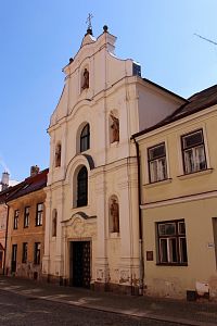 Barokní průčelí kostela
