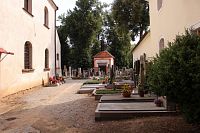 Hřbitovní kaple sv. Rocha v Telči.