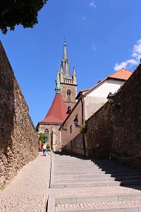 Schodiště na Kostelní náměstí