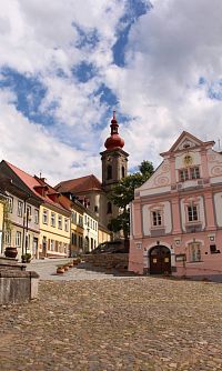 Pohled do Kostelní ulice