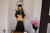 Socha sv. Jana z Nepomuku v kapli