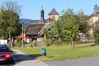 Pohled ke kostelu sv. Mikuláše