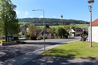 Pohled na náměstí od kostela