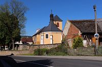 Pohled ze silnice z Děpoltic