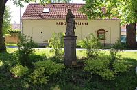 Vrčeň, socha Panny Marie Immaculata