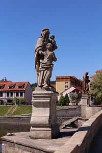 Socha sv. Anny Samotřetí