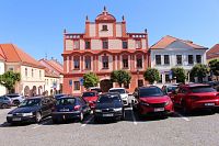 Dům s klasicistním průčelím